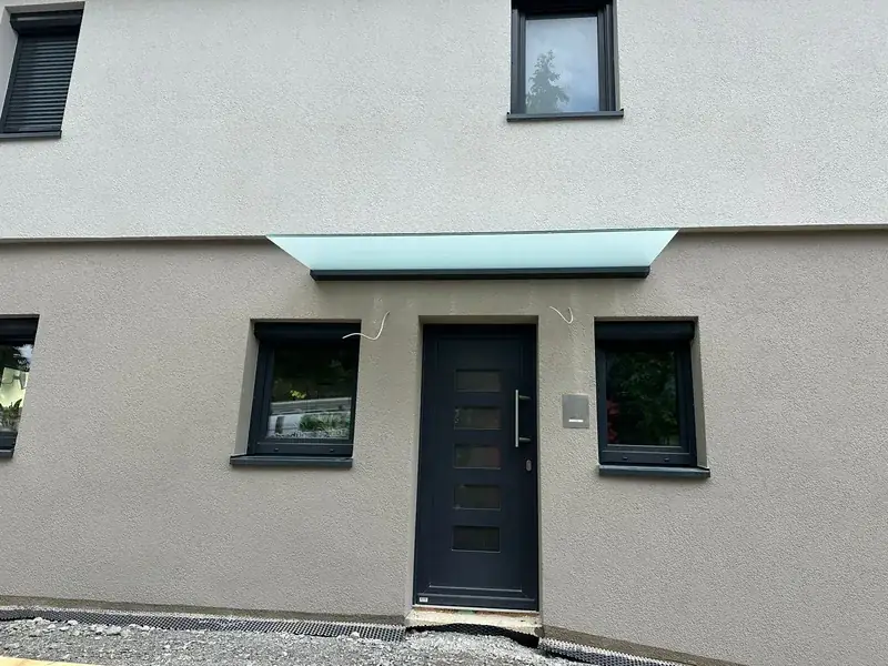 Vordach Front Line